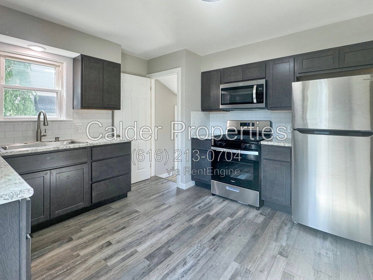 229 Lemyra St Se - Photo 3 of 14