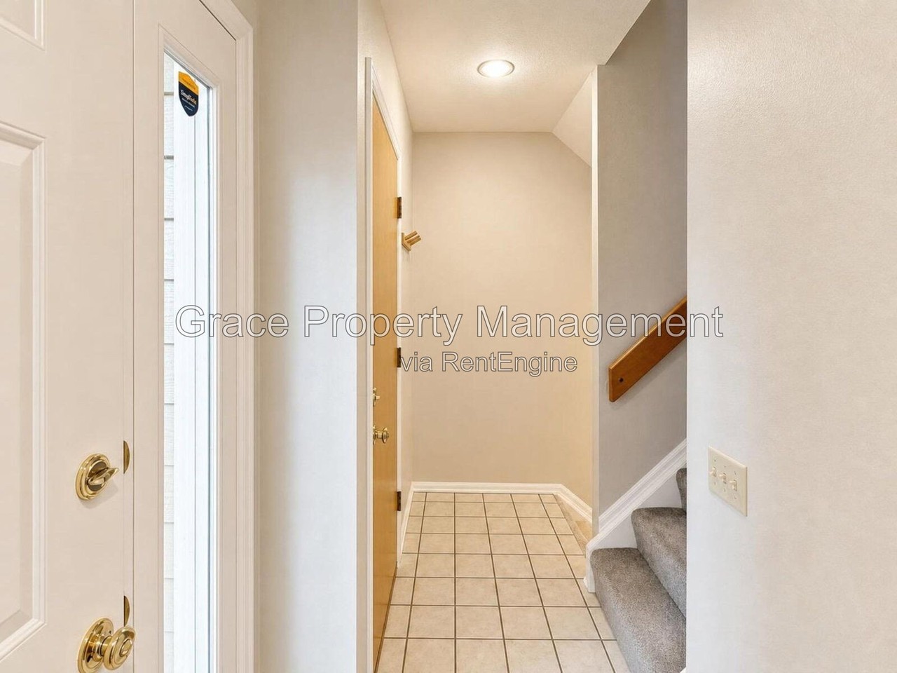 105 Huron Ct - Photo 2 of 33