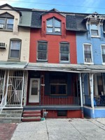 featured image of 731 N 8th St