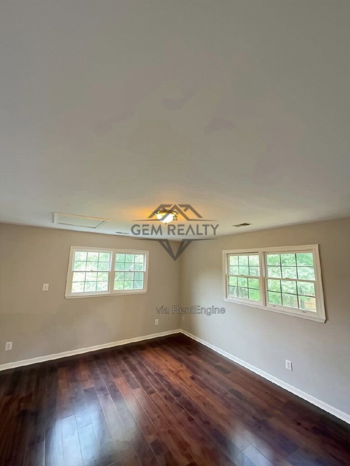 8427 Passapatanzy Rd - Photo 7 of 9