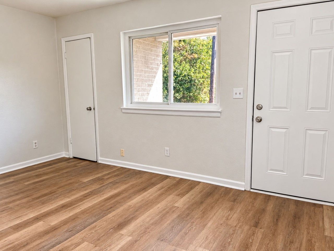 4043 Fagan St #4043 - Photo 2 of 10