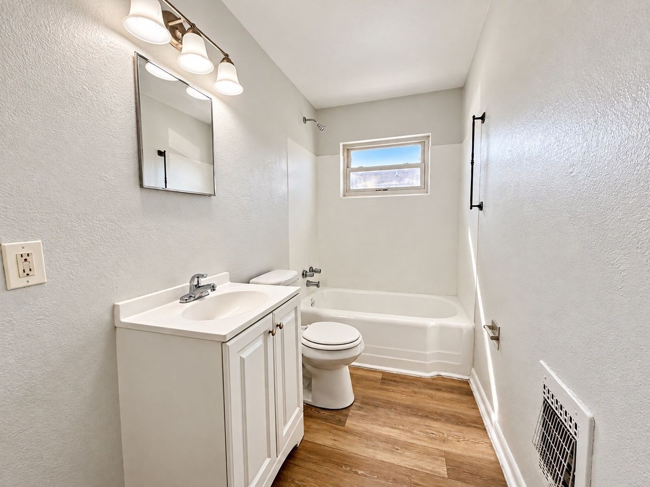4043 Fagan St #4043 - Photo 6 of 10