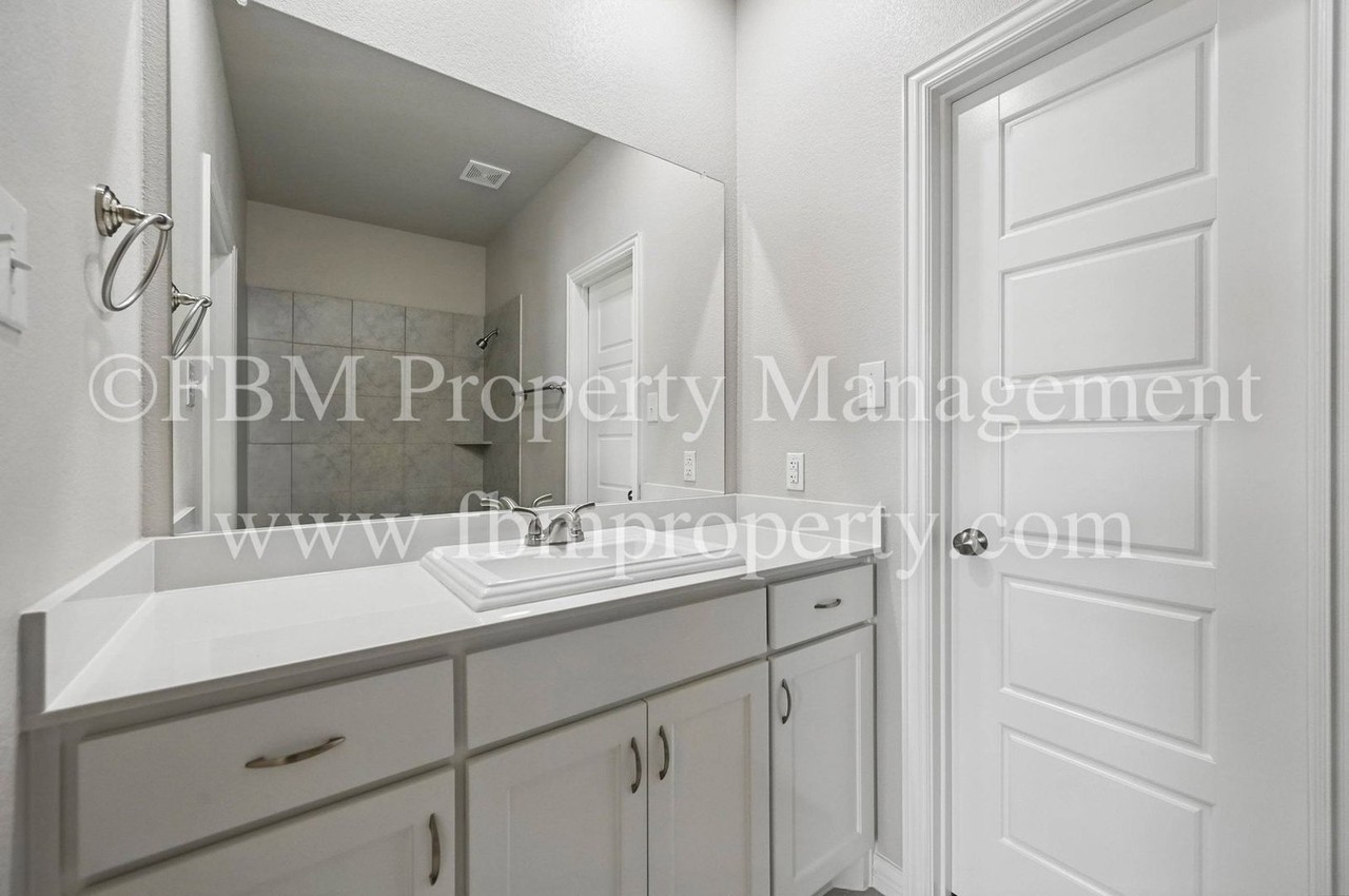 2885 Ali Dr - Photo 6 of 50