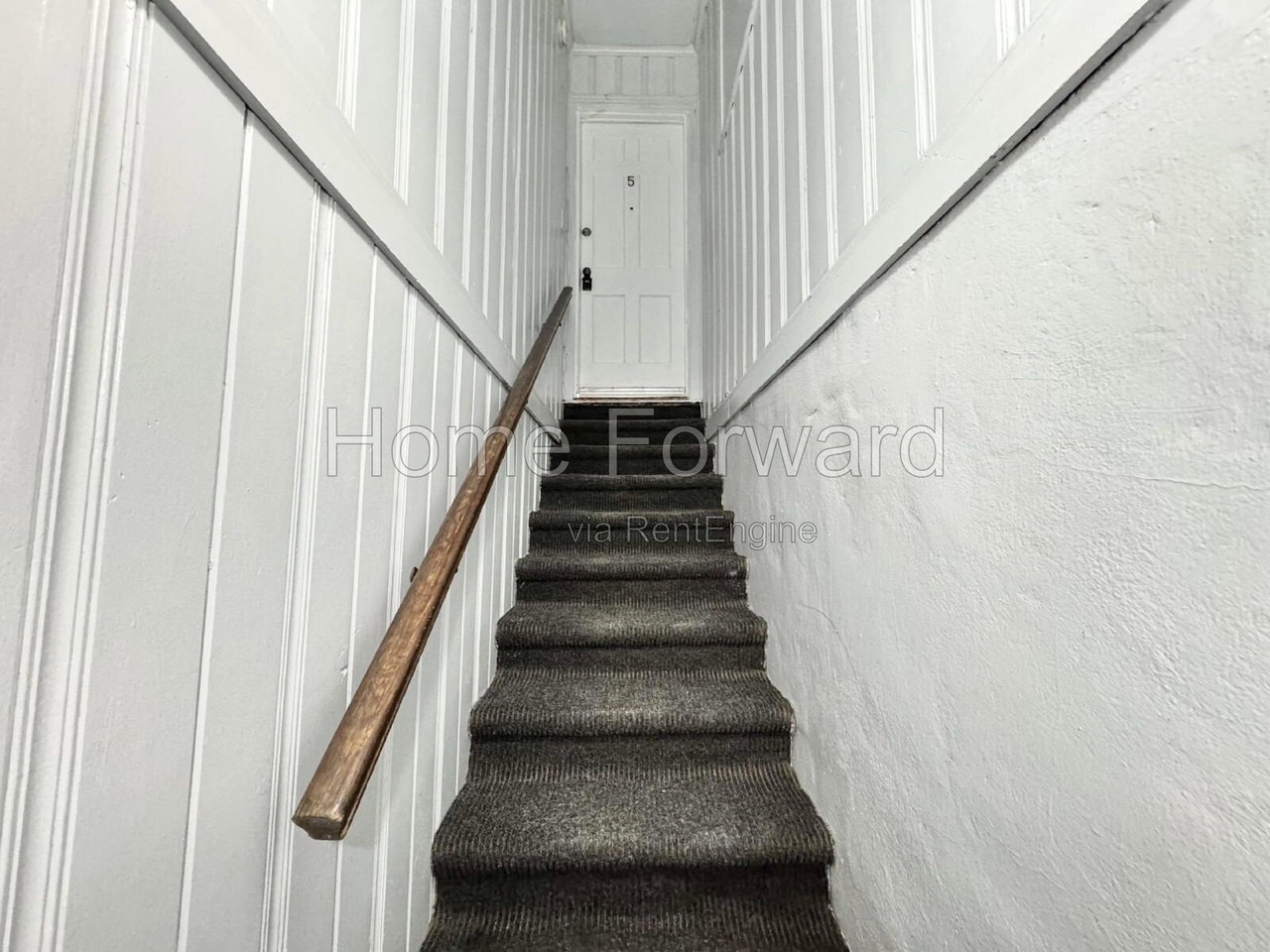 812 W Maxwell St #5 - Photo 4 of 19