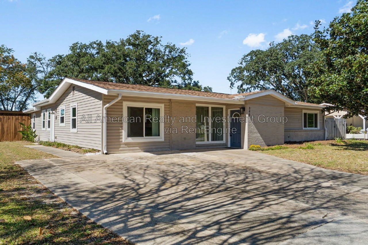 348 Coral Dr Sw - Photo 2 of 36