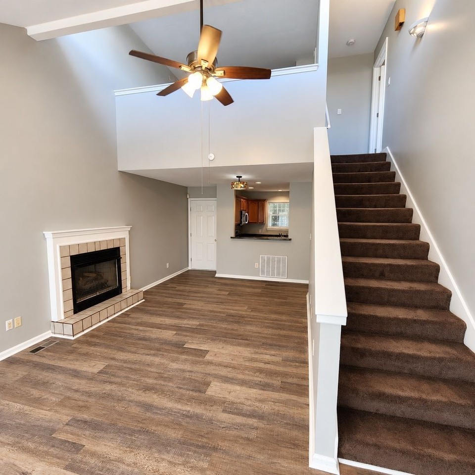 2202 Elder St #A - Photo 3 of 18
