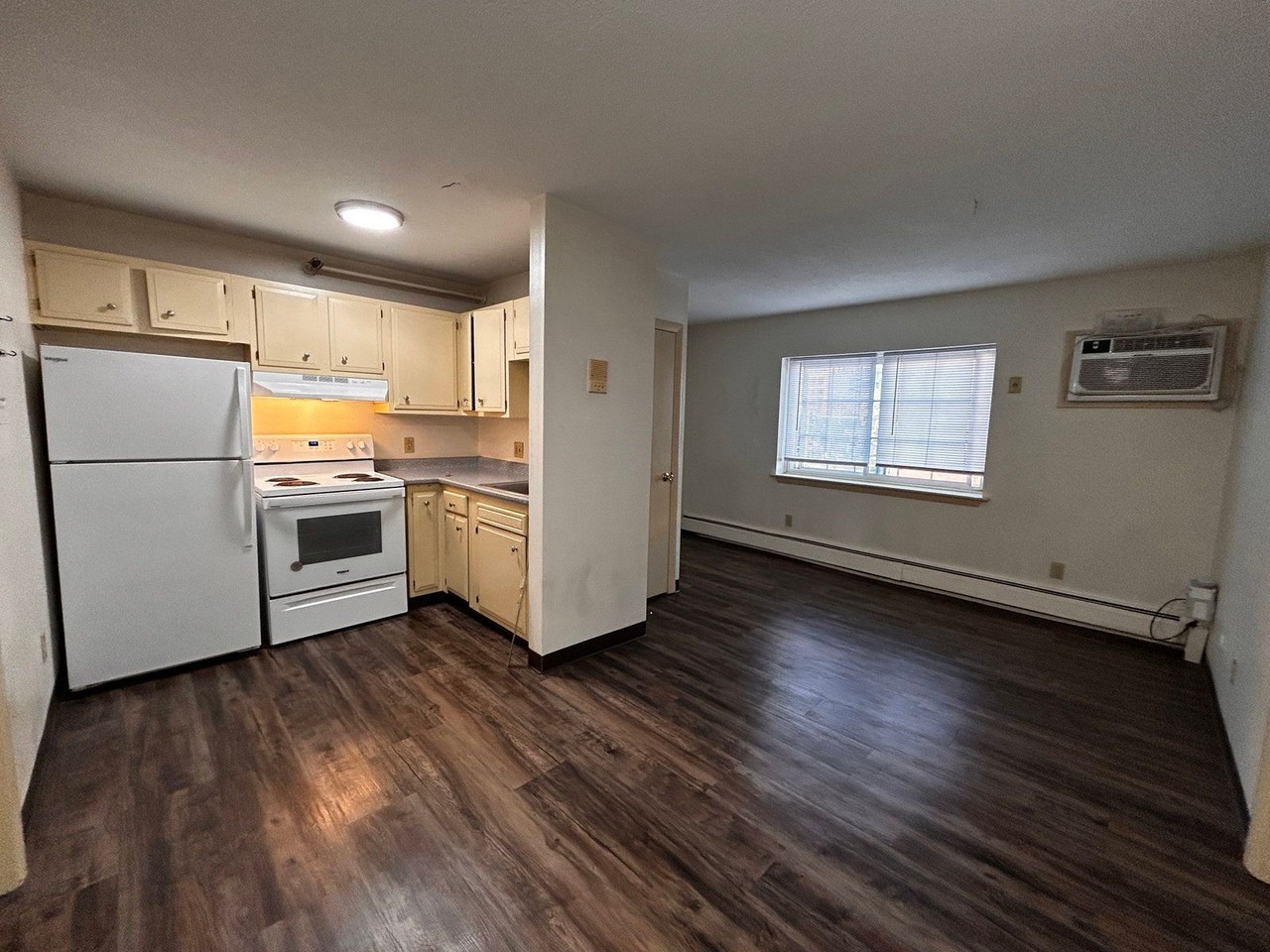 261 Pine St #22 - Photo 2 of 11