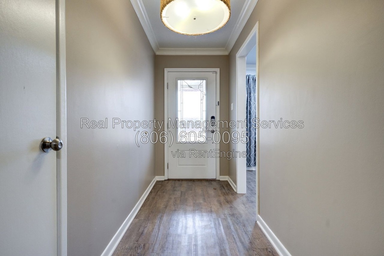 5204 15th St - Photo 6 of 37