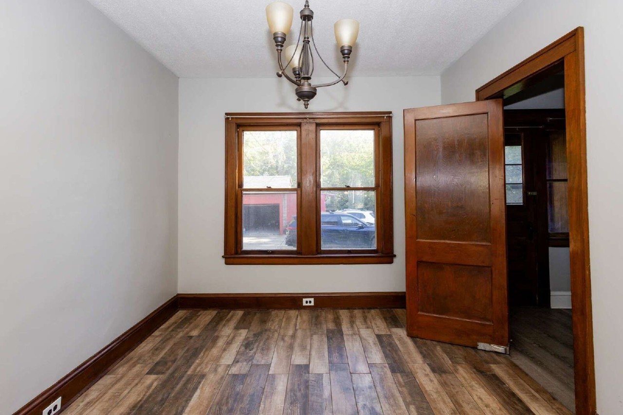 1313 W 93rd St #1309 - Photo 5 of 16