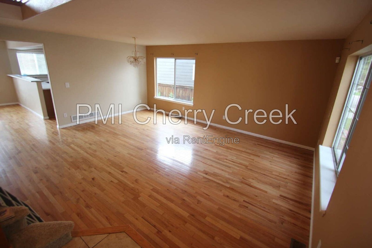 5320 Morning Glory Pl - Photo 2 of 26