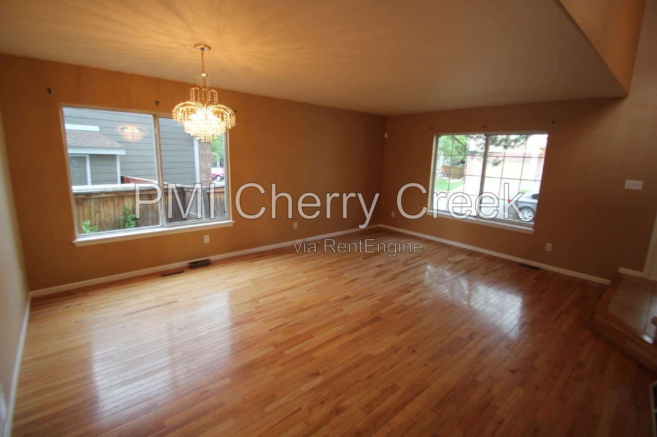 5320 Morning Glory Pl - Photo 3 of 26