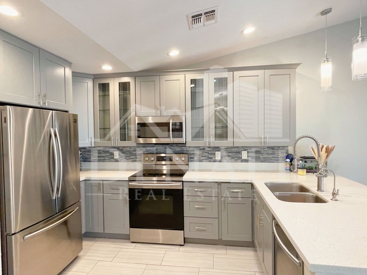 10650 N 33rd Pl - Photo 7 of 23