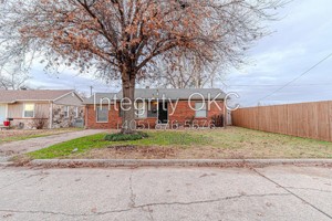 featured image of 6901 Nw 57th St