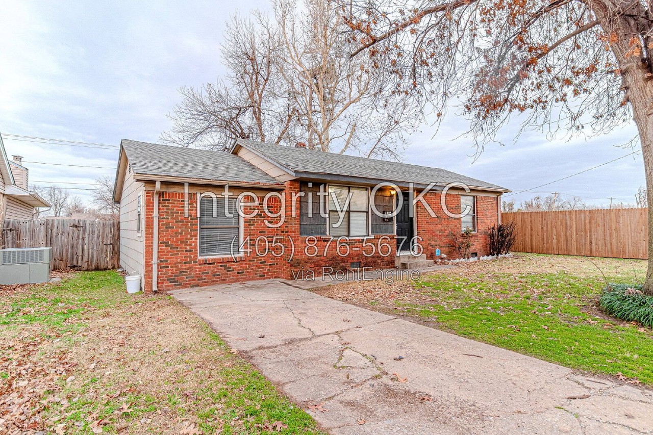 6901 Nw 57th St - Photo 2 of 50