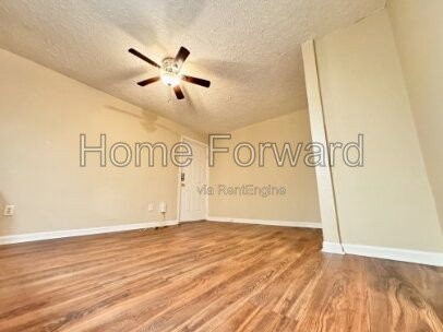 164 Lakeshore Dr #1 - Photo 5 of 14
