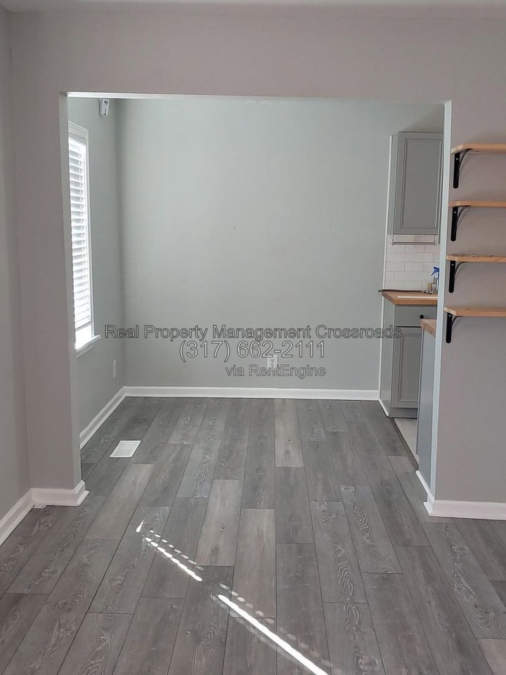 2024 N Dequincy St - Photo 4 of 19