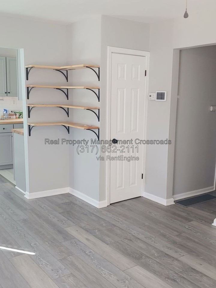2024 N Dequincy St - Photo 5 of 19