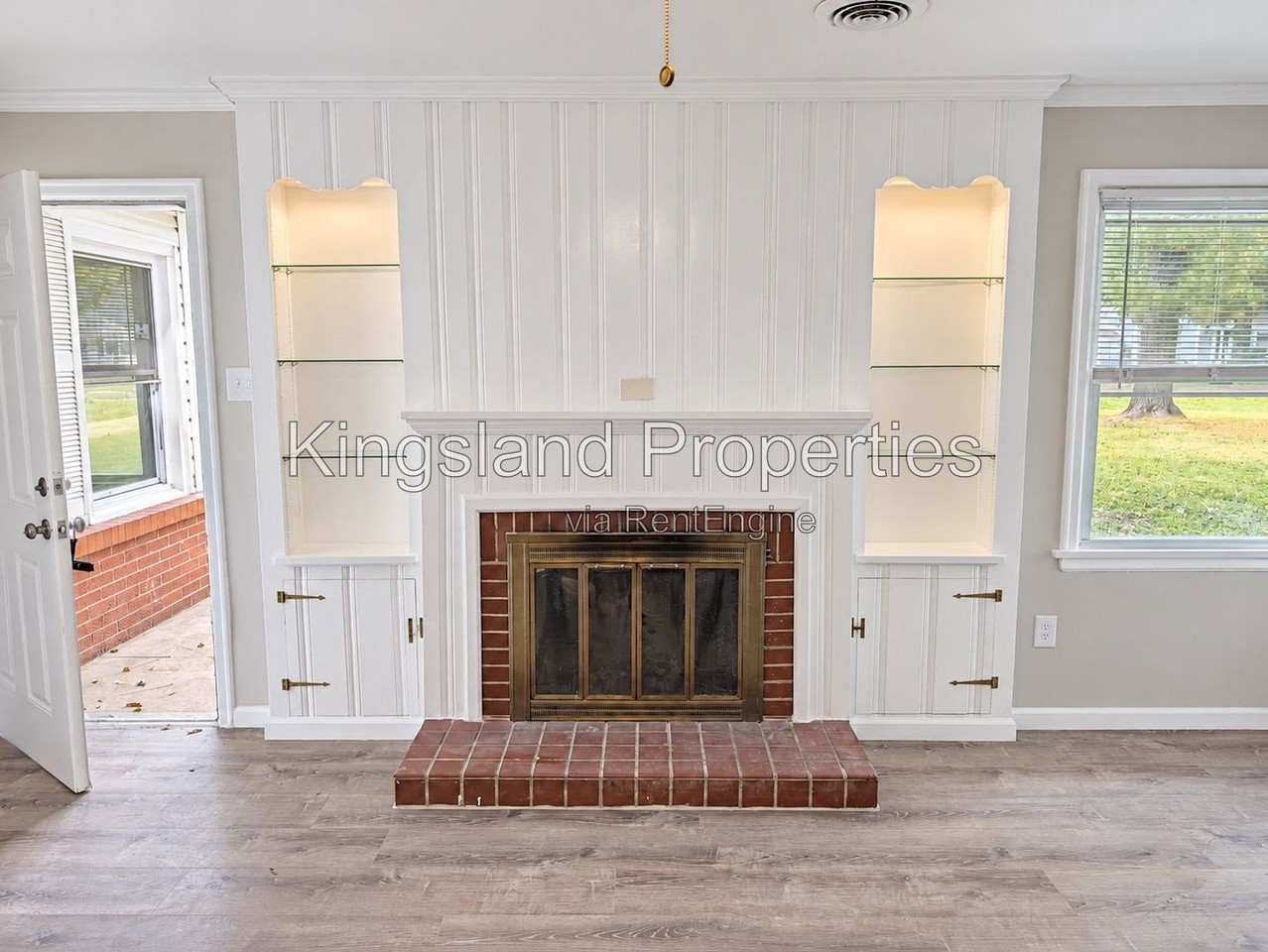 1502 Trampe Ave - Photo 3 of 25