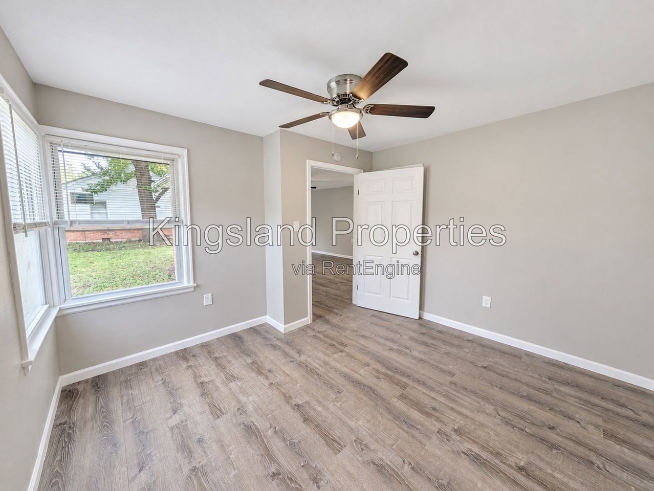 1502 Trampe Ave - Photo 5 of 25