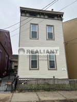 featured image of 322 Trevor St #2