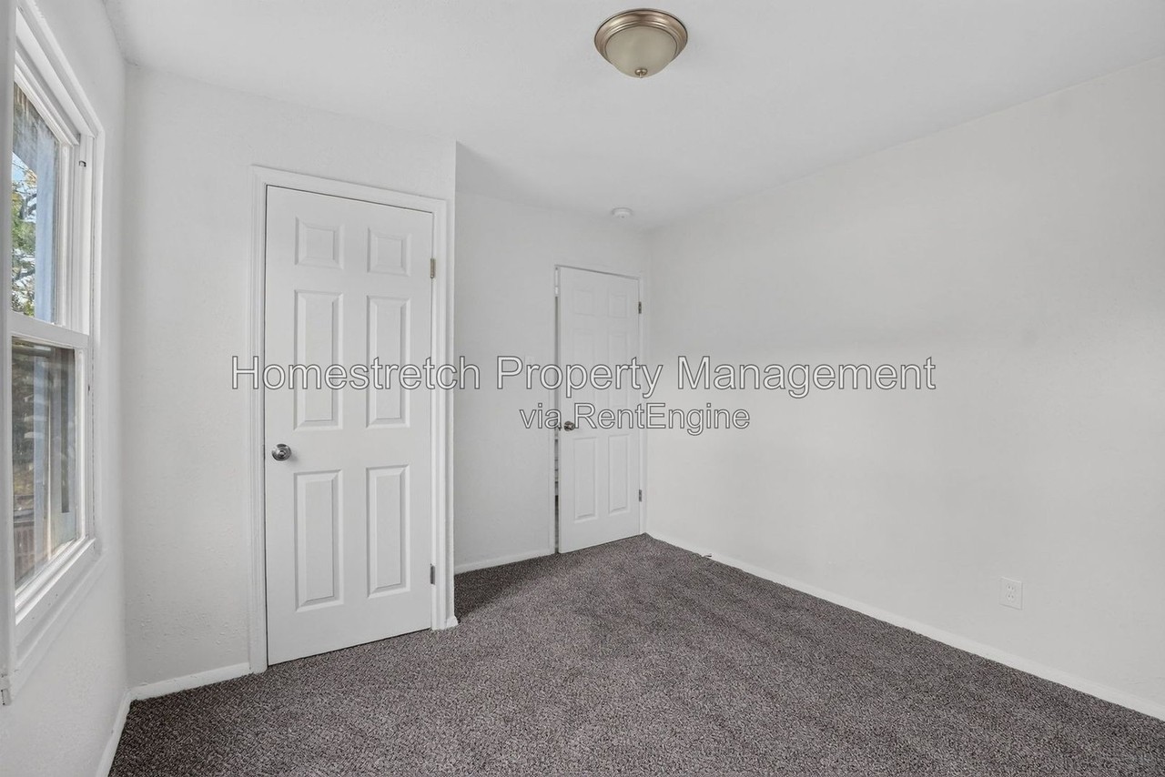 40 Saint Gregory Dr - Photo 6 of 27