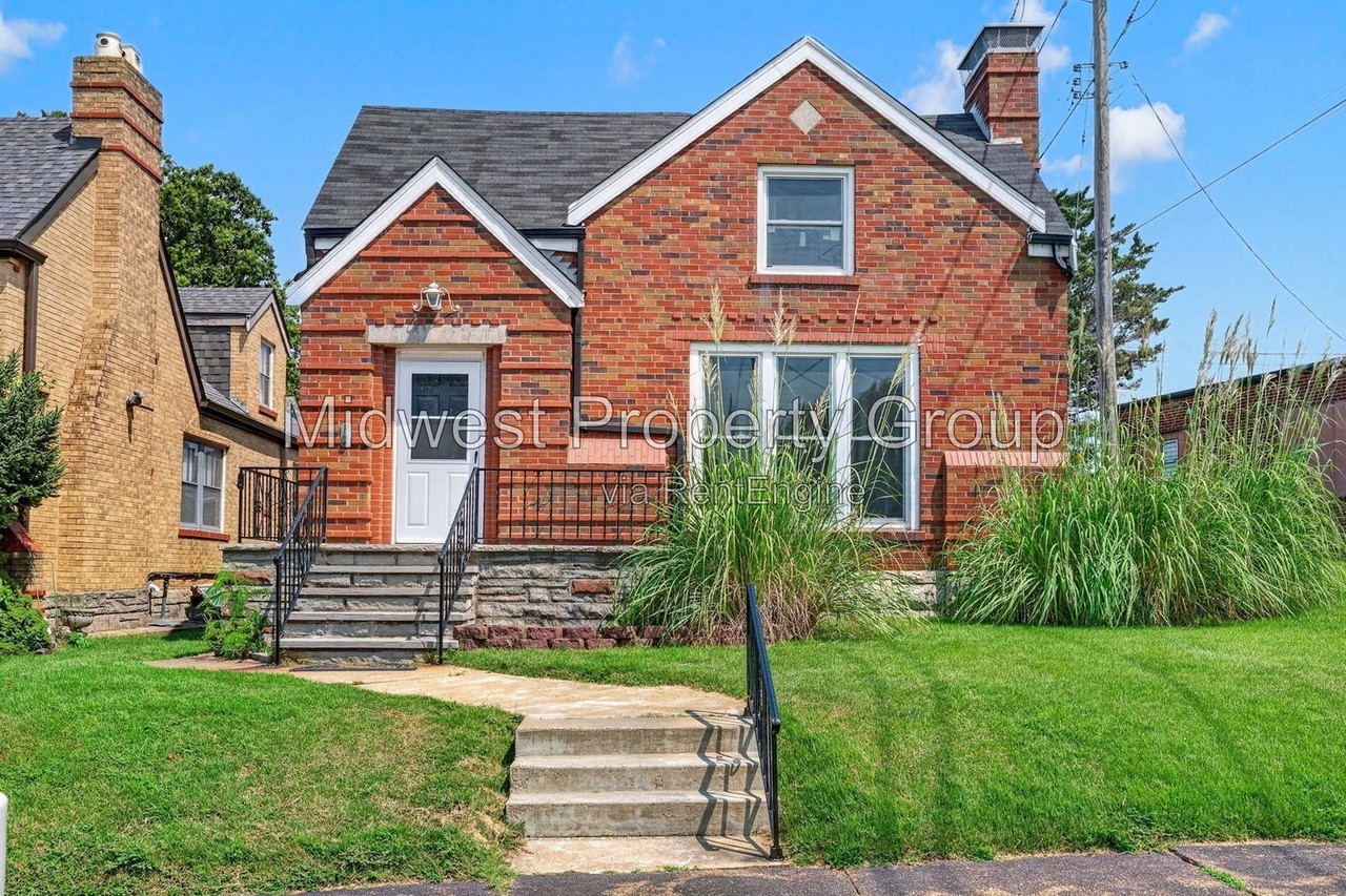 6013 Devonshire Ave - Photo 2 of 40