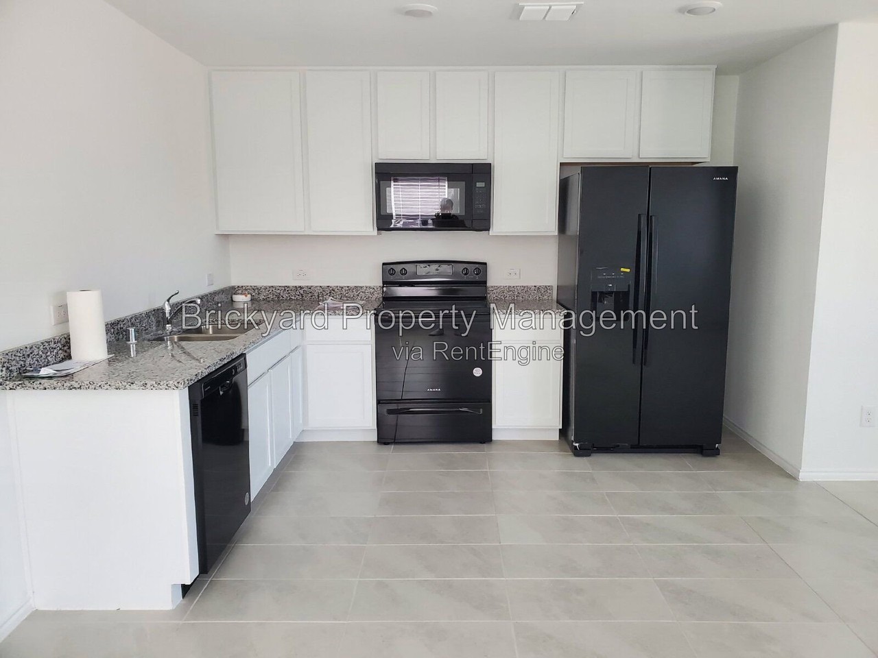143 Sunflower St - Photo 2 of 9