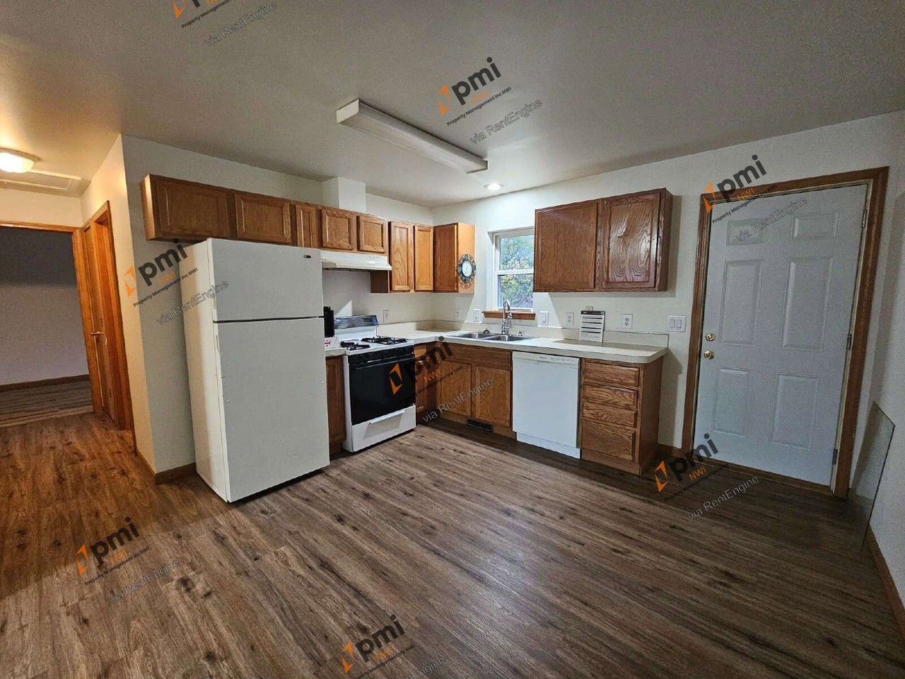1056 Joliet Rd #B - Photo 5 of 14