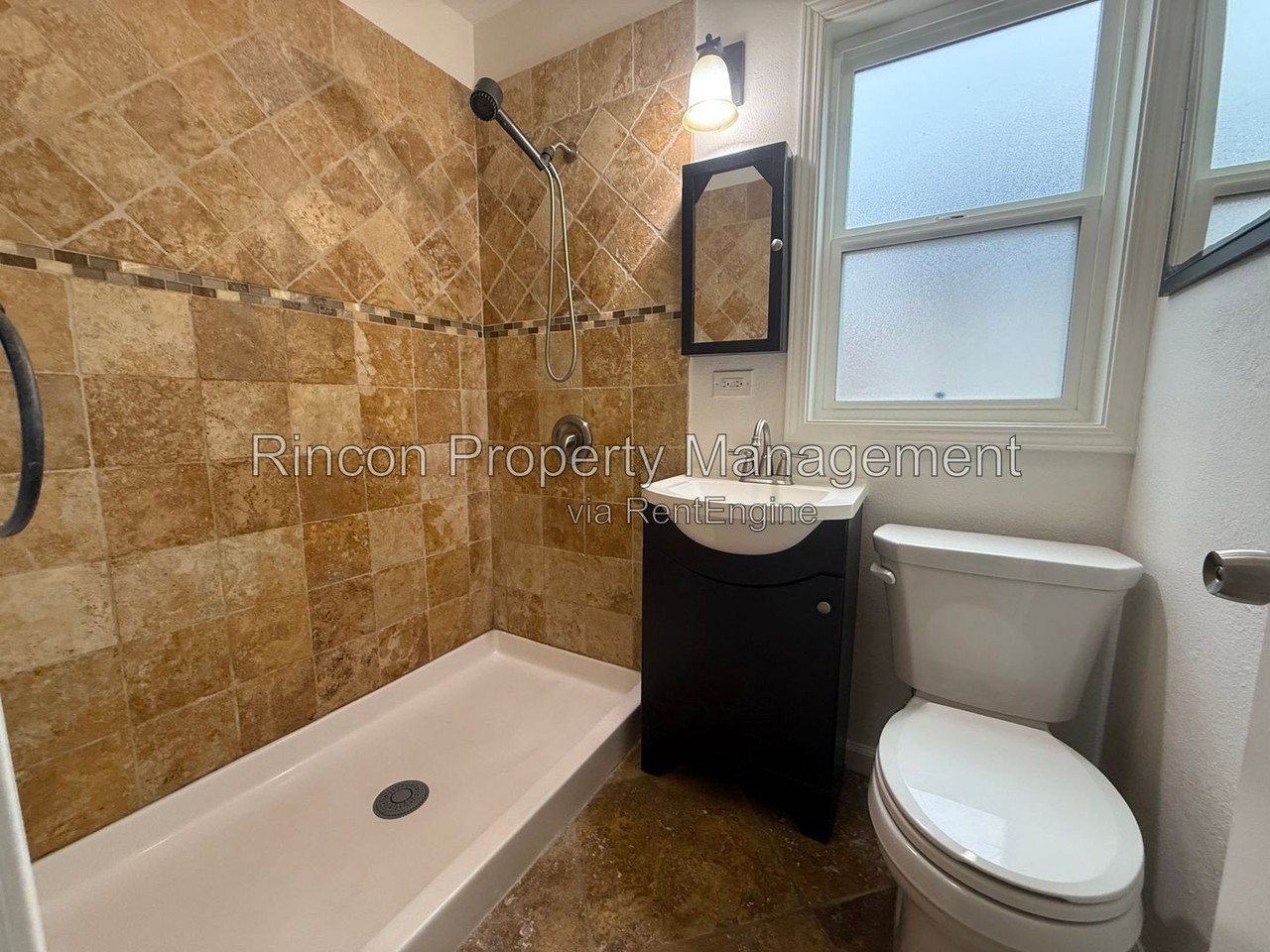 1431 Valley Park Dr - Photo 4 of 16
