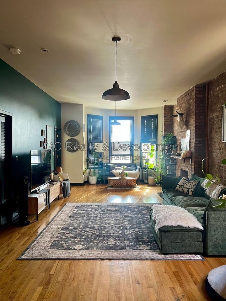3326 W North Ave #3W