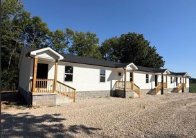 featured image of 826 W Main St