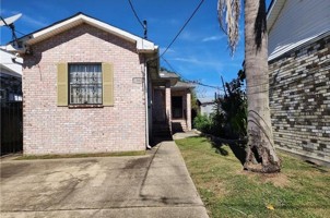 featured image of 1563 Lafreniere St
