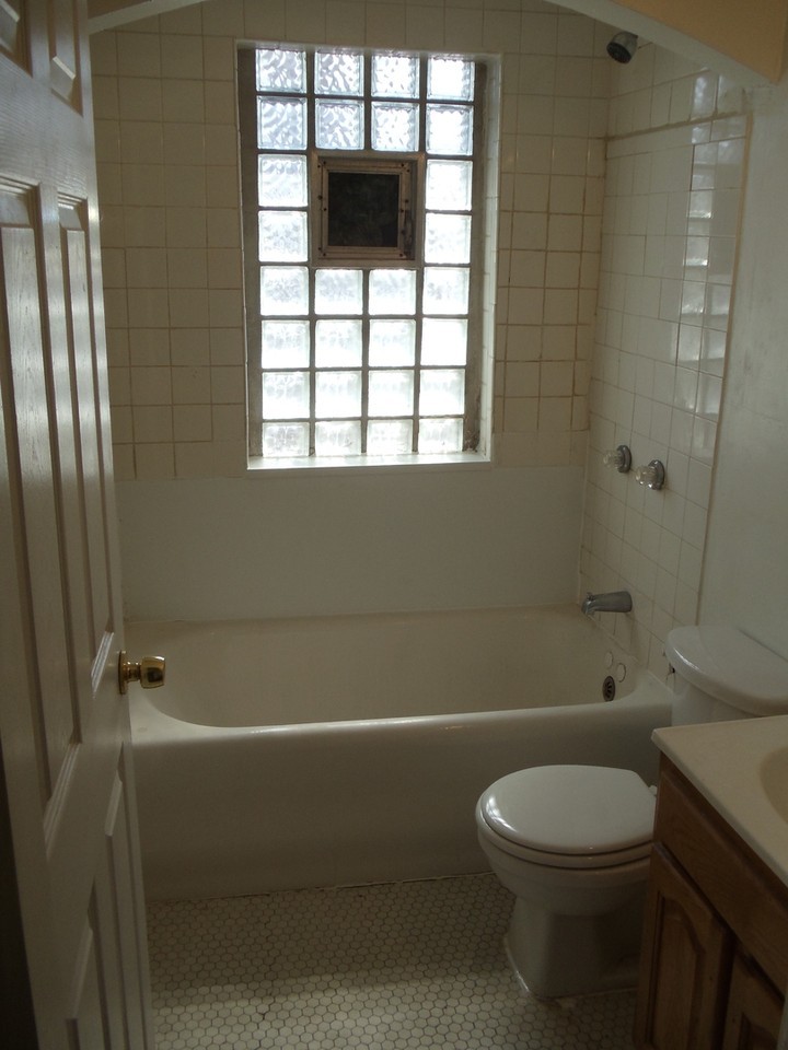 7180 Hunter Ave - Photo 6 of 6