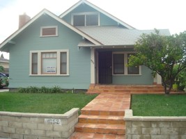 featured image of 4752 Felton St