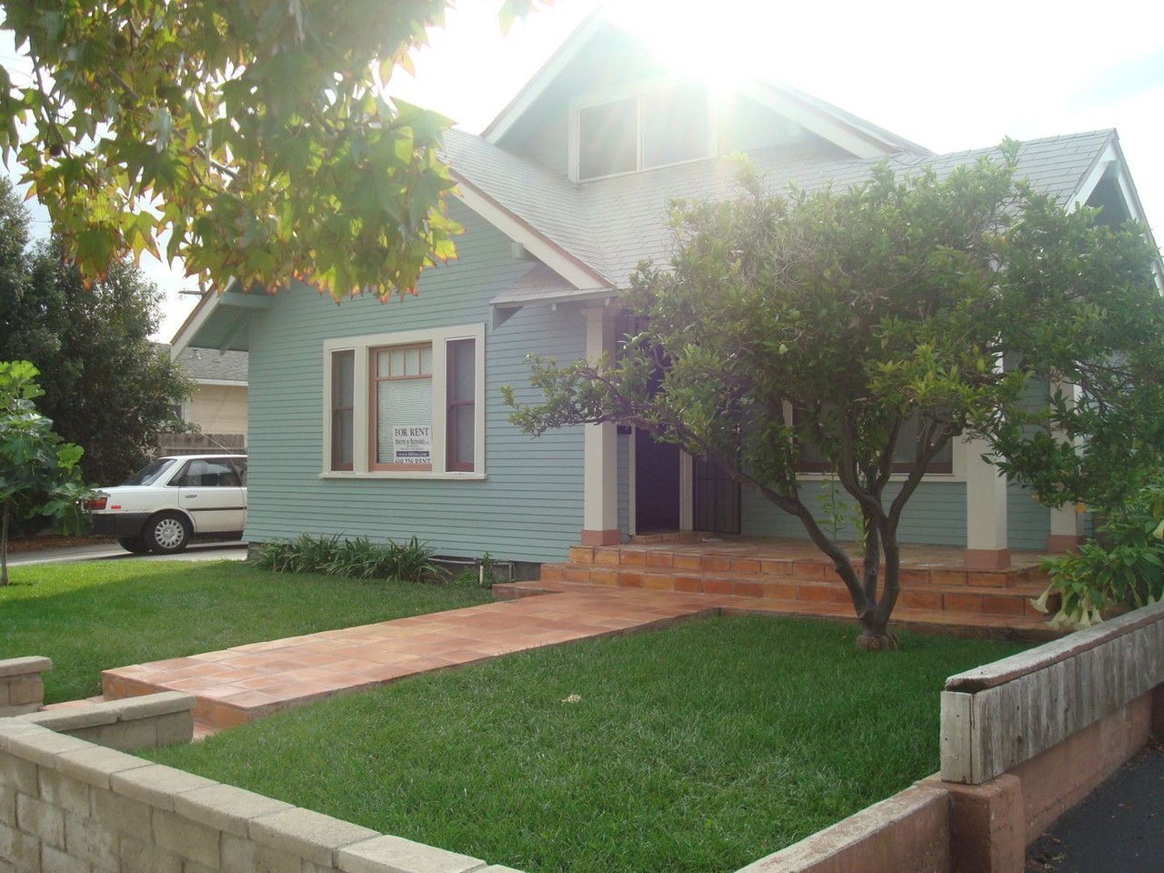 4752 Felton St - Photo 2 of 16