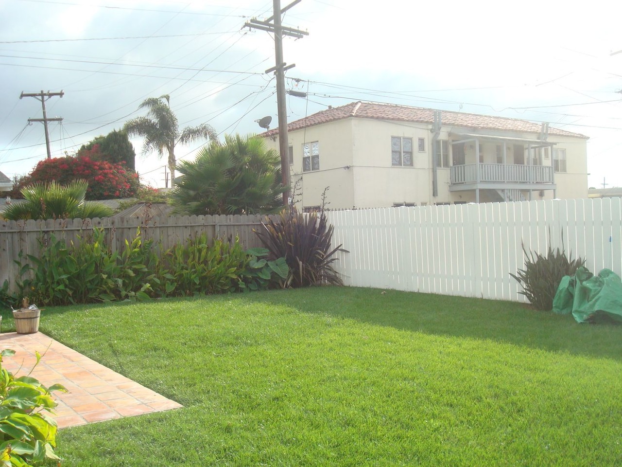 4752 Felton St - Photo 4 of 16