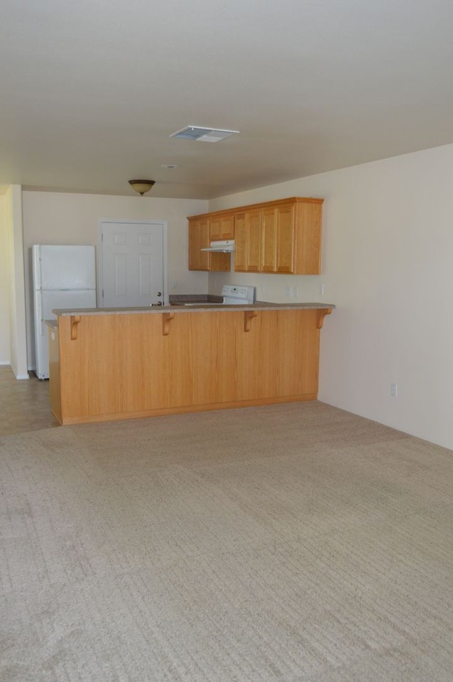 2507 Estates Ln - Photo 2 of 8