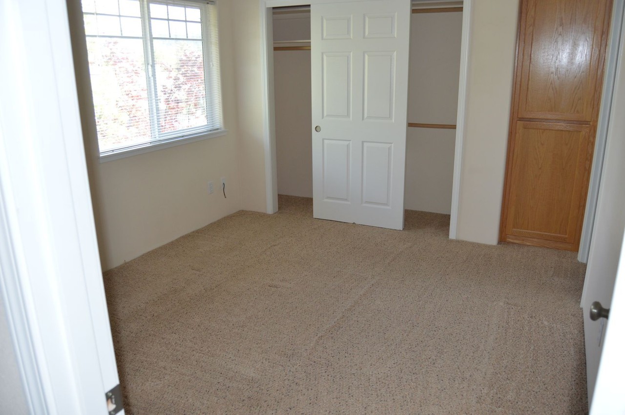 2507 Estates Ln - Photo 7 of 8