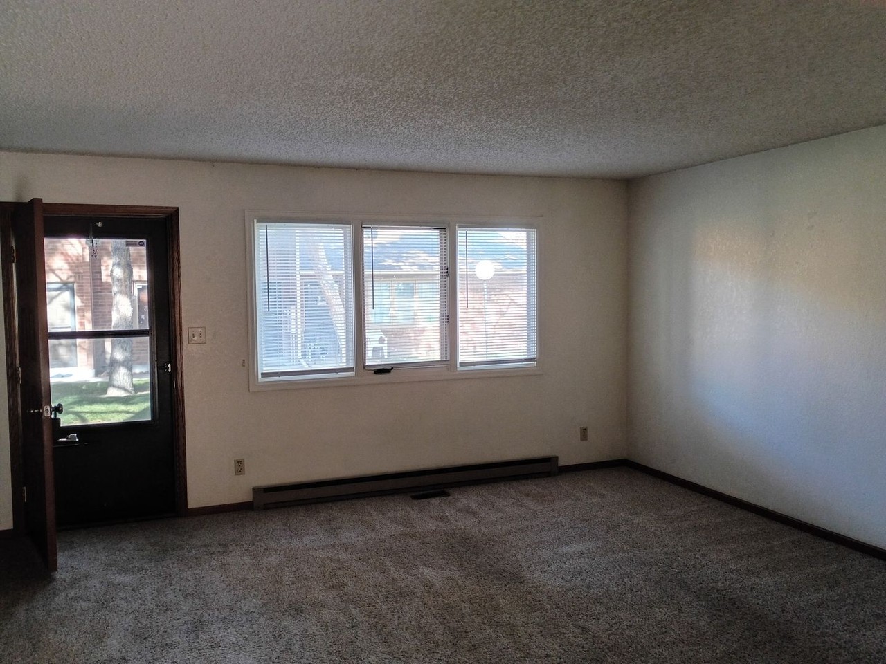 2107 Chatalet Ln #B - Photo 2 of 19