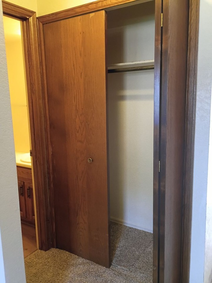 2107 Chatalet Ln #B - Photo 4 of 19