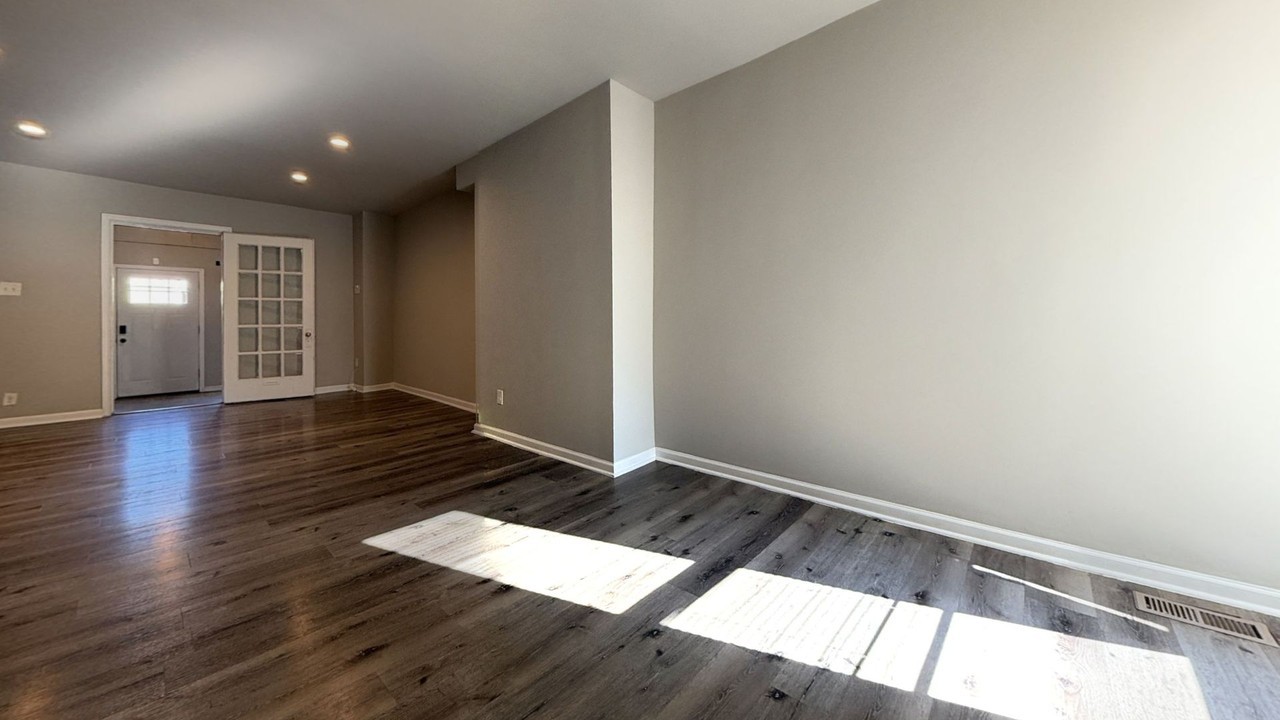 1308 S 54th St - Photo 2 of 18