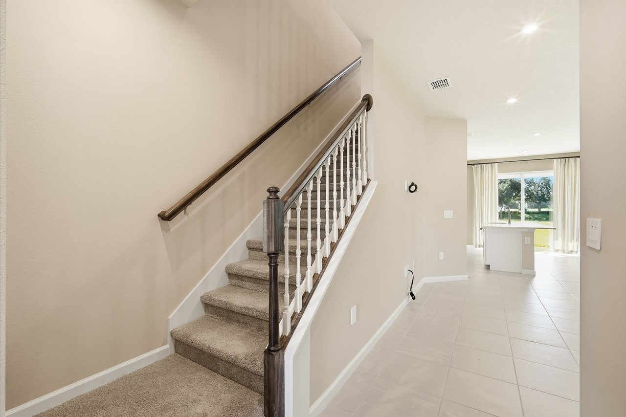12570 Amber Creek Cir - Photo 4 of 29