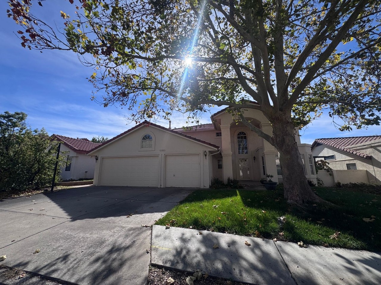 7908 Morris Rippel Pl Ne - Photo 2 of 24