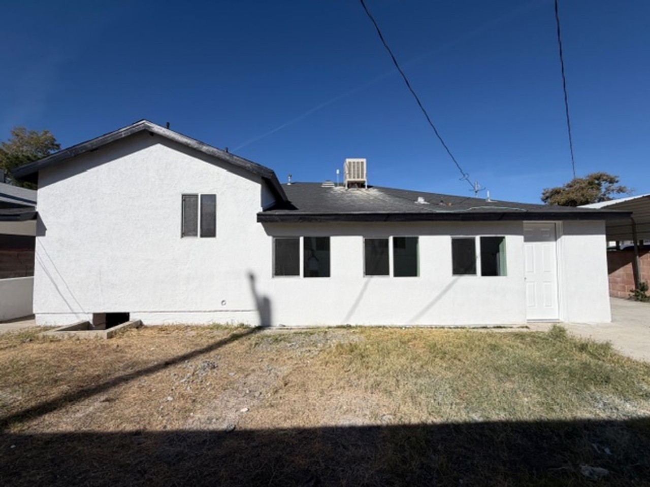 1268 E Avenue R2 - Photo 5 of 25