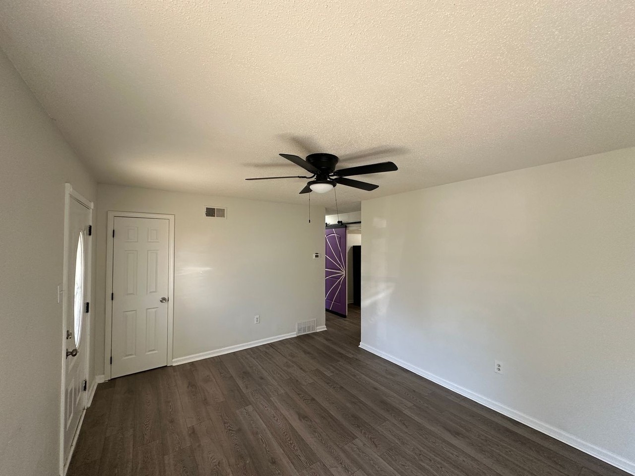 6294 Martinwest Dr - Photo 4 of 15