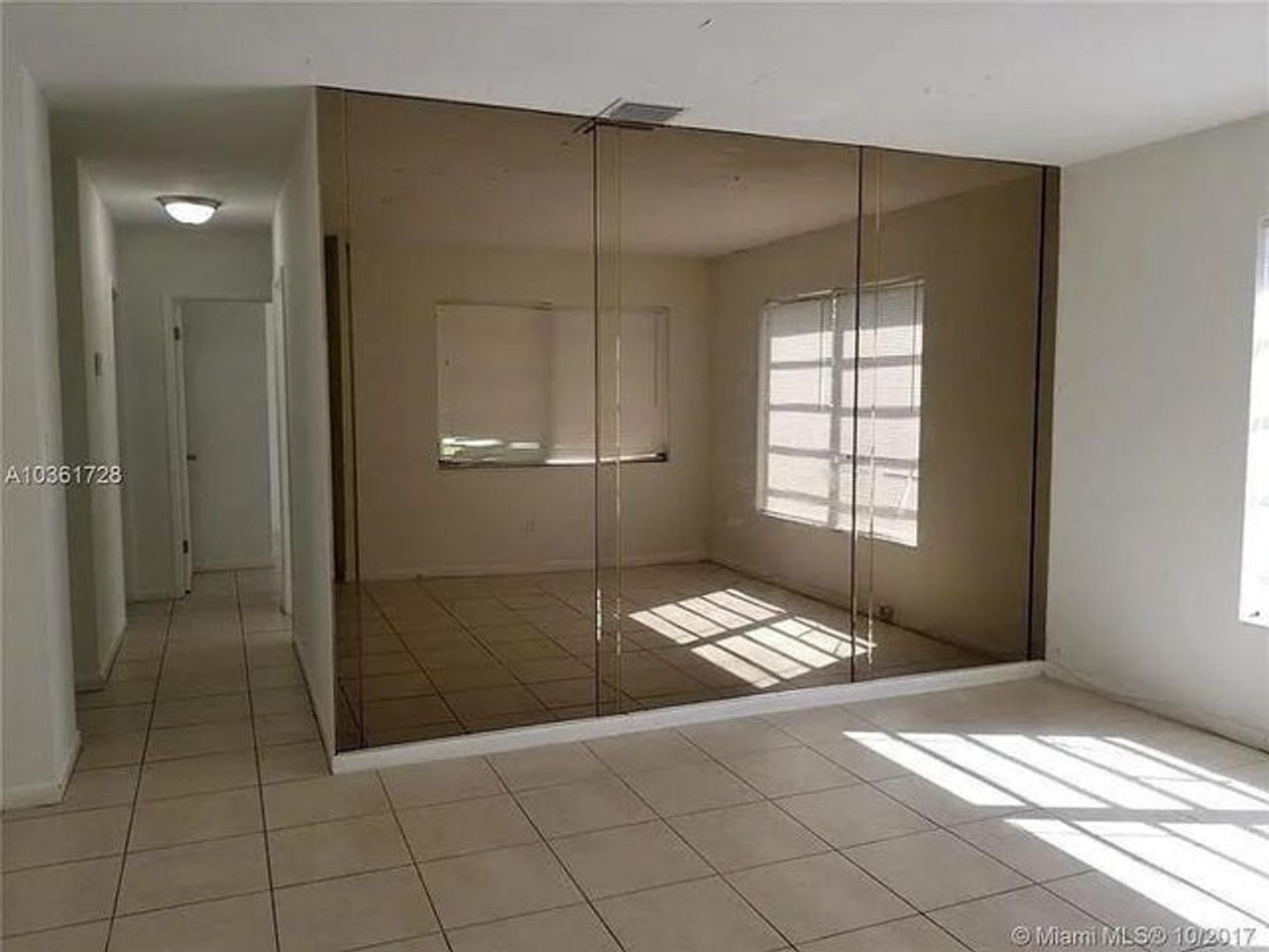 2711 Nw 16th Ct - Photo 4 of 7