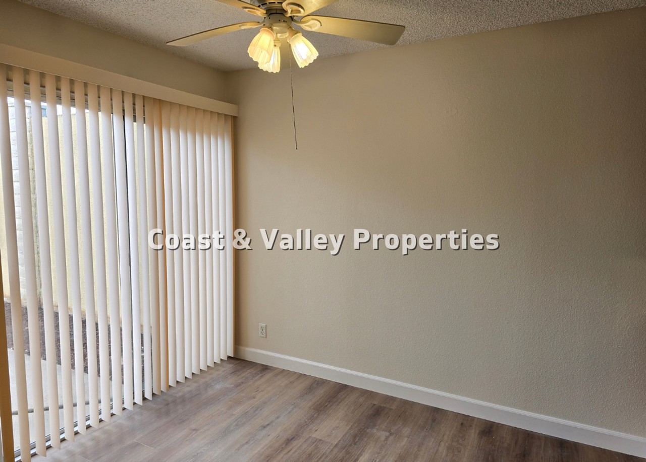 1509 Ebro Cir - Photo 3 of 11