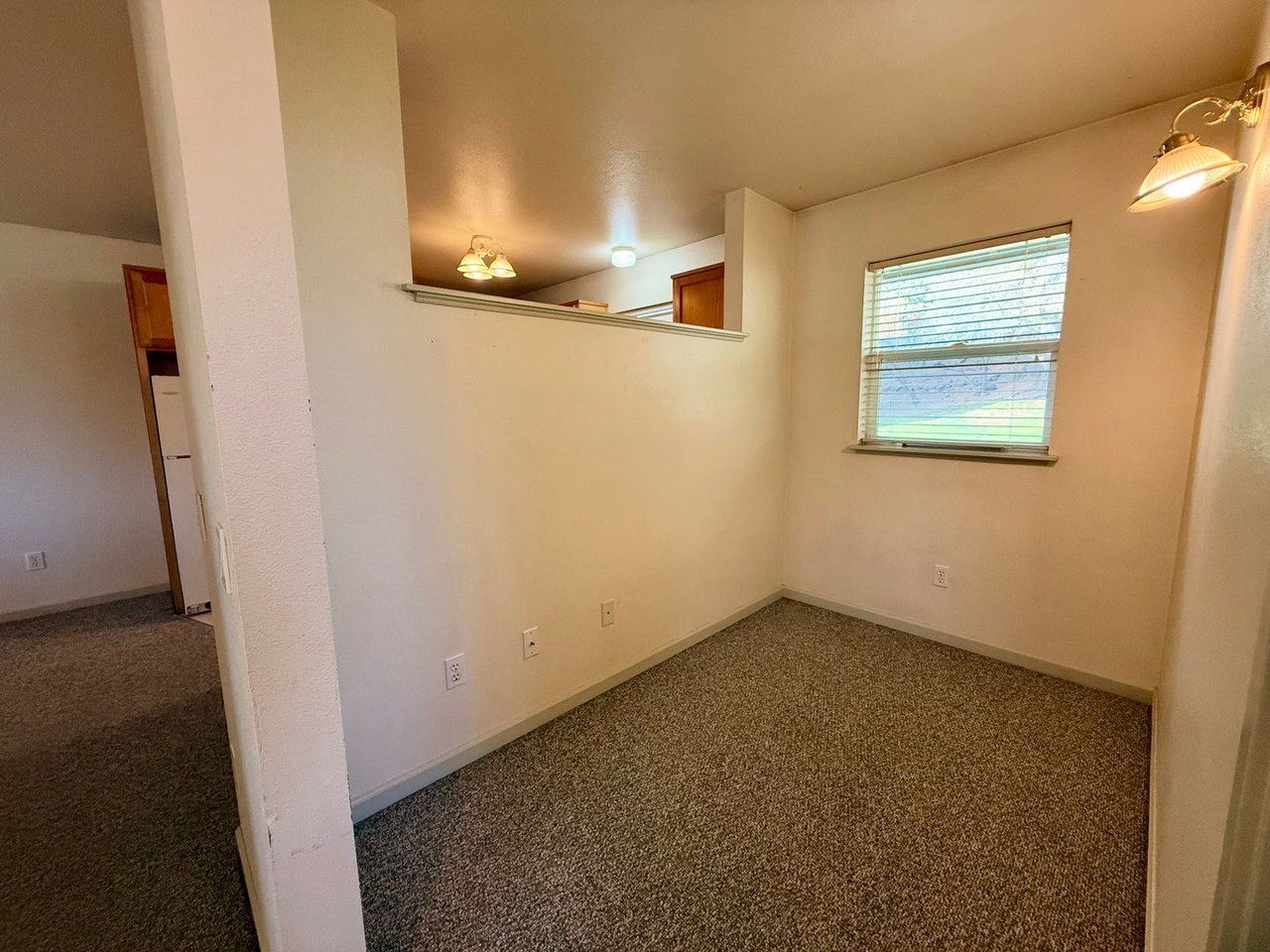 1519 Nw Juniper St #4 - Photo 7 of 14
