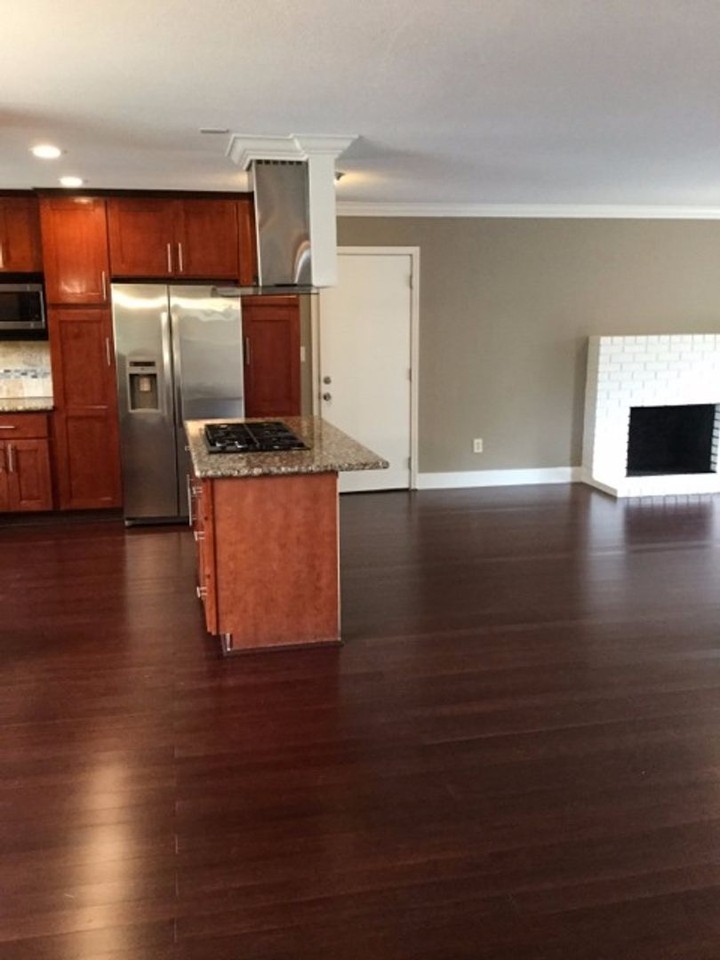 4421 Pembroke Dr - Photo 5 of 28