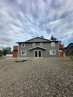 featured image of 825 Lakeside Dr